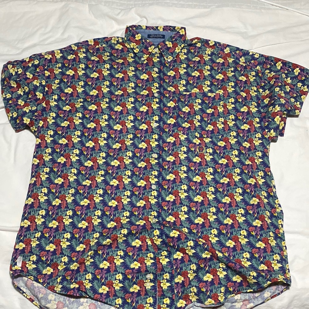 Vintage 90s Tommy Hilfiger Mens Large Shortsleeved Button Down Floral Shirt